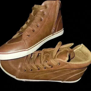 Size 7 Cat and Jack Brown High Tops w Zip Side.  New Without Box.